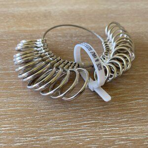 NEW Metal Ring Sizers